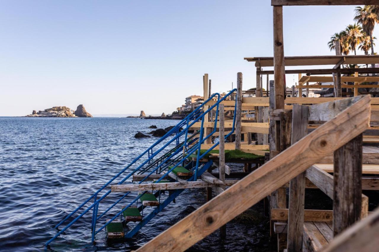 Courrier-House Apartment Aci Castello Exterior foto