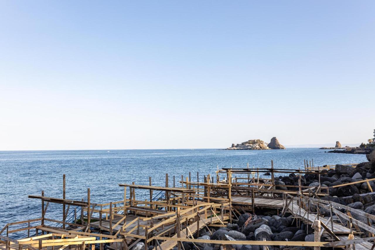 Courrier-House Apartment Aci Castello Exterior foto